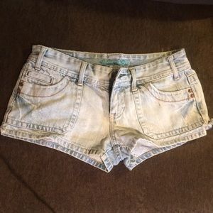 Distressed American Eagle shorts size 4